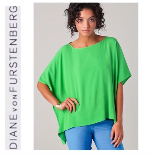 Diane Von Furstenberg Tops - 💕SALE💕DVF Diane Von Furstenberg Green Hanky Top